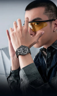 Black أسود